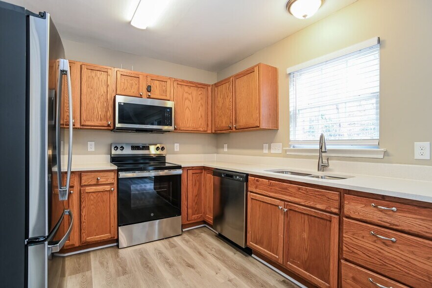 Building Photo - 12817 Lismorre Castle Ct