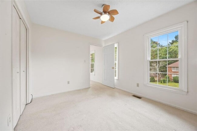 Building Photo - 7536 Stonebridge Bay Ct