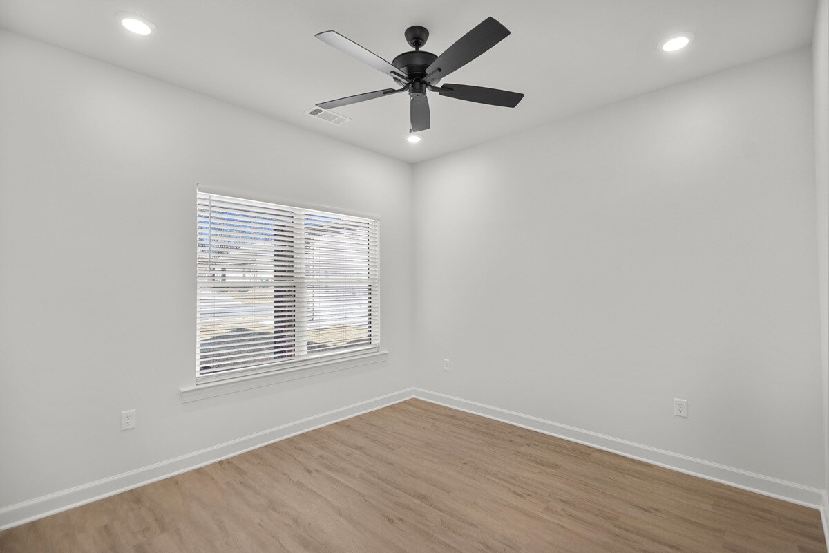 Building Photo - 13410 Teton Dr