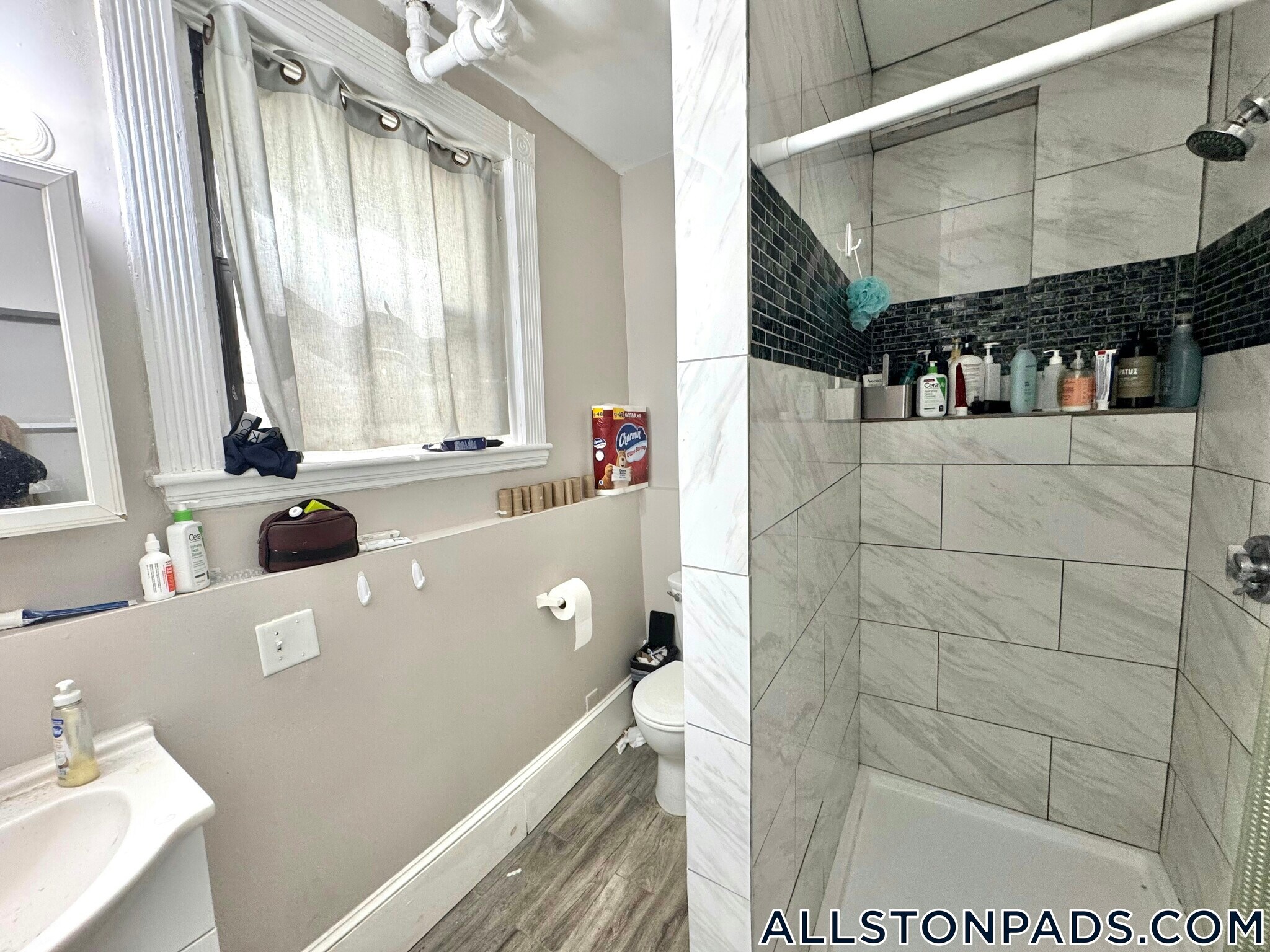 Building Photo - 1056 Commonwealth Ave