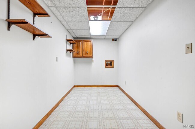 Building Photo - 1409 Oakhall Manor Ct