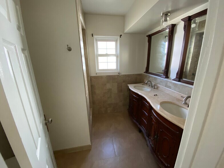 Master Suite Bathroom - 3522 W 229th Pl