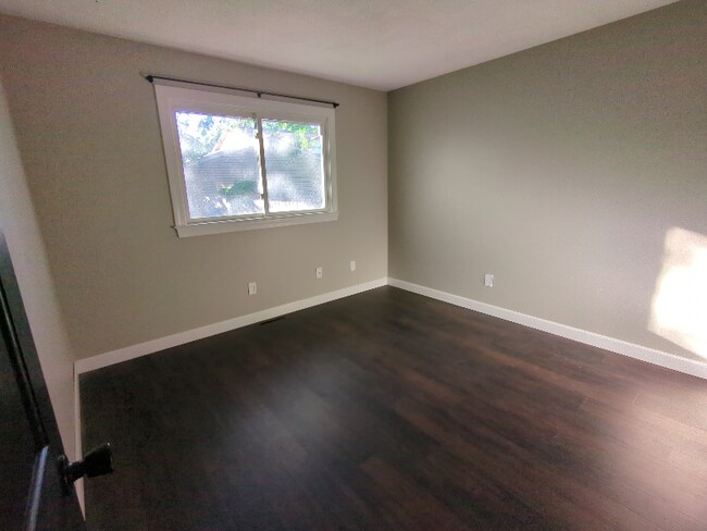 Building Photo - 1776 Milldrum St