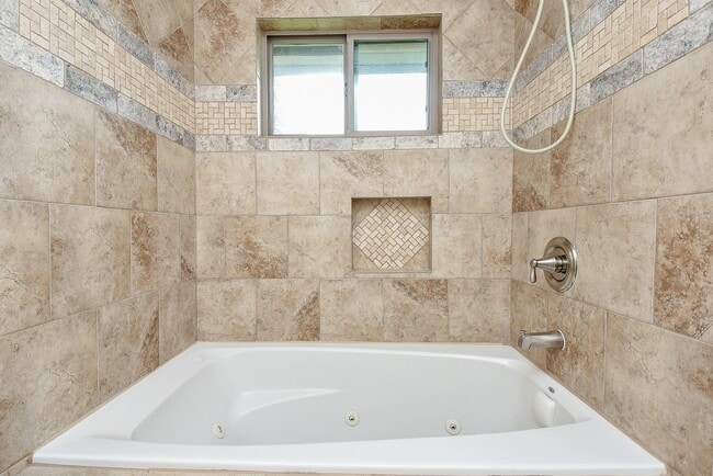 Building Photo - 5815 Dryad Dr