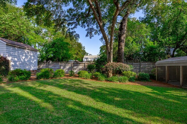 Building Photo - Large remodeled historic home now available!