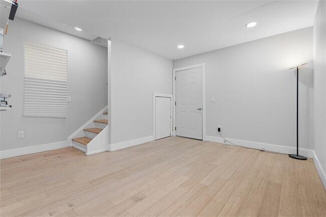Building Photo - 5454 Black St