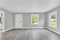 Building Photo - 1083 Eastlake Dr