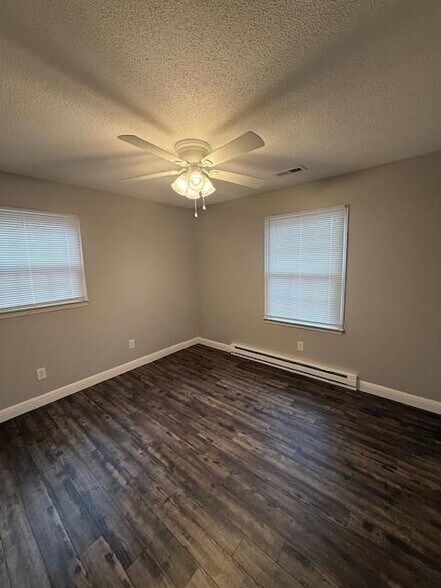 Building Photo - 763 Palmer Rd