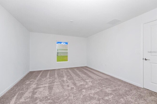 Building Photo - 4057 Ambrose Ave