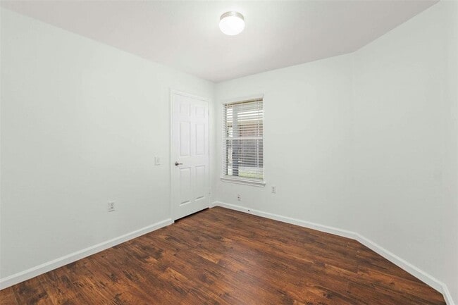Building Photo - 12524 Sky Harbor Dr