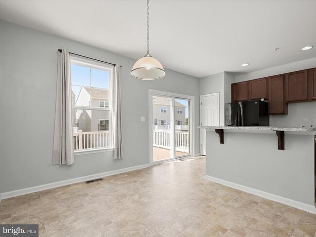 Building Photo - 415 Bodkin St