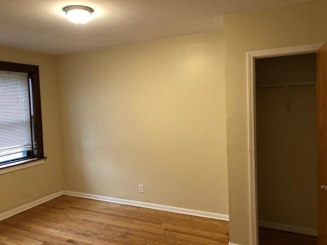 Building Photo - 7655-7657 S Coles Ave