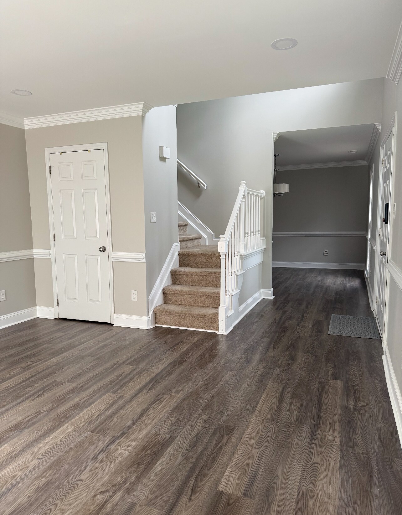 Building Photo - 2801 Briar Ridge Dr