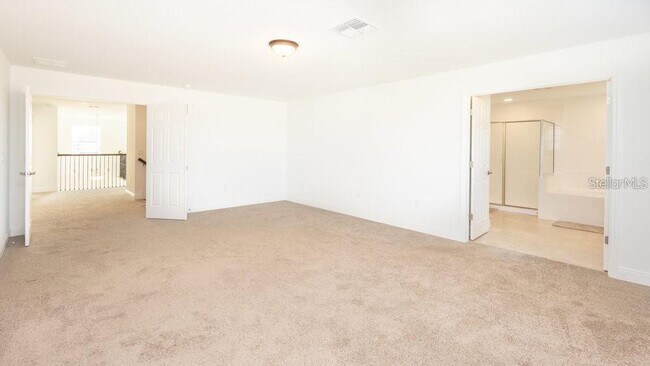 Building Photo - 7815 Bronze Oak Dr