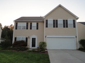 Building Photo - 4461 Garden Club St