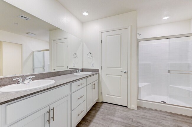 Building Photo - Newly Built 4 bedrooms in Cadence