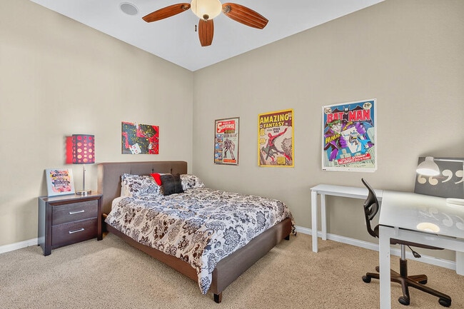 Building Photo - 35831 Raphael Dr