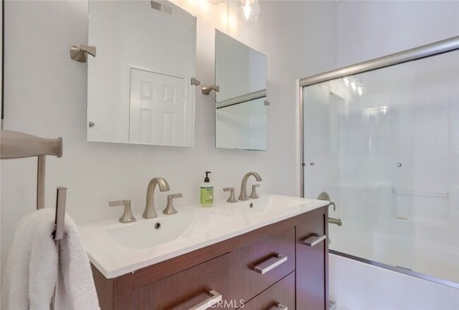 Building Photo - 54 Waxwing Ln