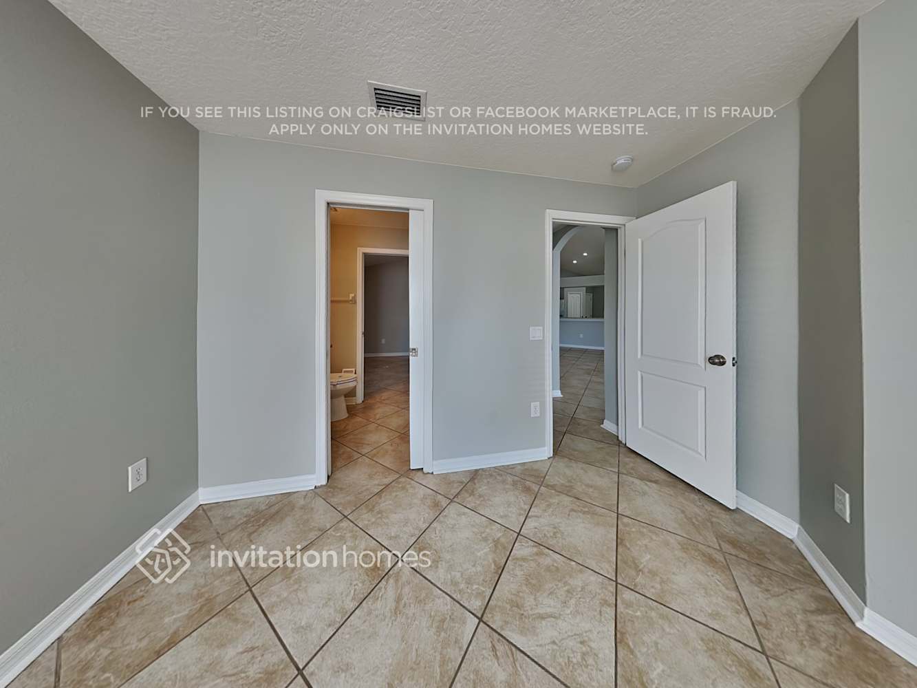 Building Photo - 12617 Kings Lake Dr