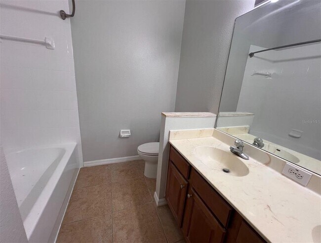 Building Photo - 20213 Moss Hill Way