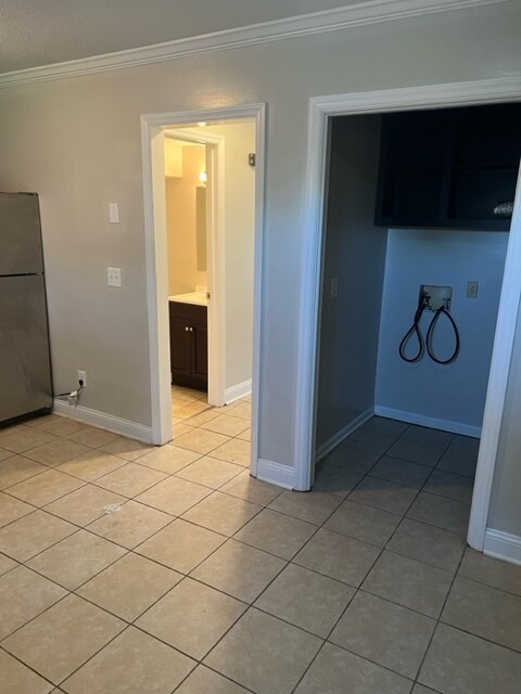 laundry - 100 Shiloh Dr