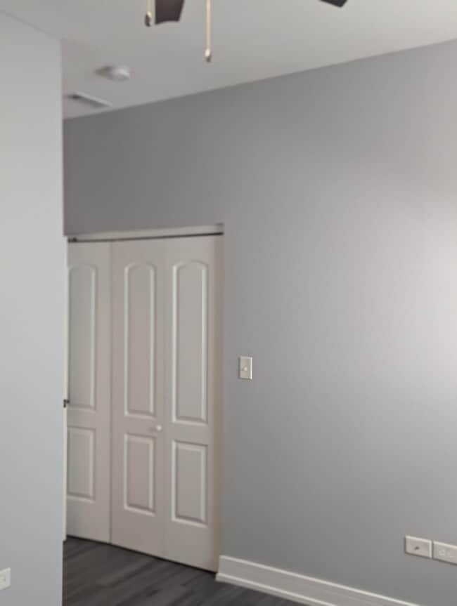 Building Photo - 3925 S Indiana Ave