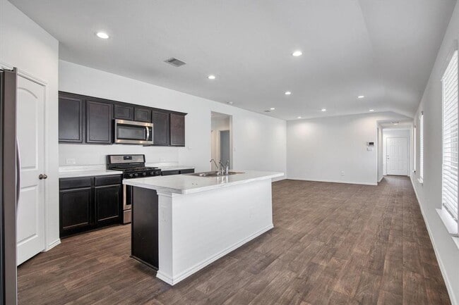 Building Photo - 2439 Moraine Vly Dr