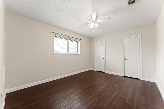 Building Photo - 4123 Wyanngate Dr