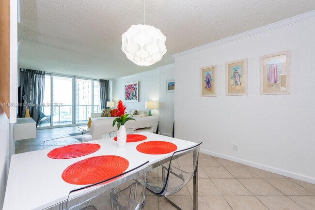 Building Photo - 2501 S Ocean Dr