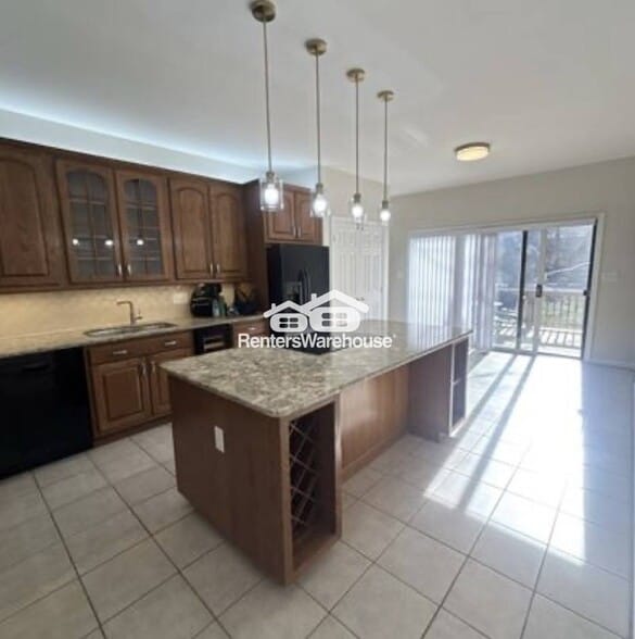 Building Photo - 6212 Massachusetts Ave