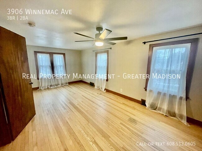 Building Photo - 3906 Winnemac Ave