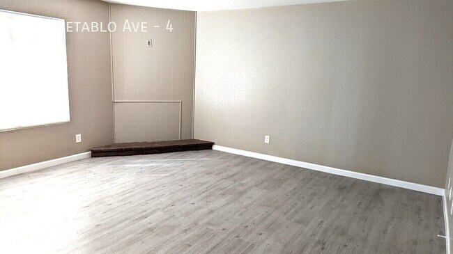 Building Photo - 5411 Retablo Ave