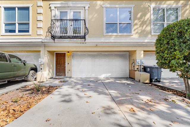 Building Photo - 5803 Hudson St