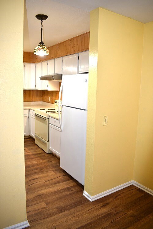 Building Photo - 14896 E 2nd Ave