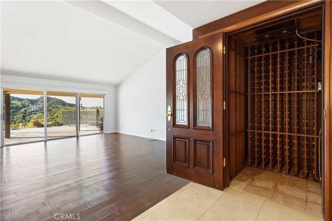 Building Photo - 3713 Dellvale Pl