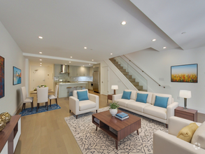 Building Photo - Stunning 2 Story Condo in the Heart of Hay...