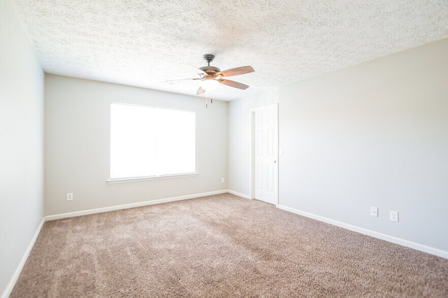 Building Photo - 186 Ilex Dr