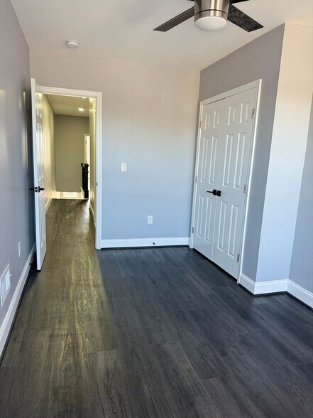 Building Photo - 1602 Moreland Ave