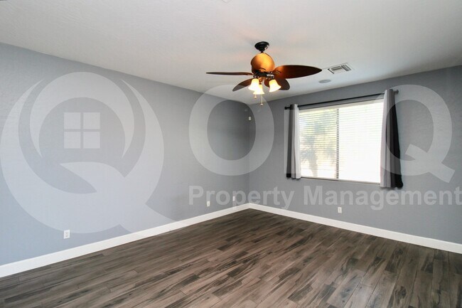Building Photo - 14590 W Windsor Ave