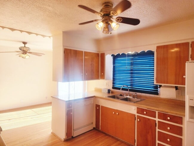 Building Photo - Cozy Home In North Valley