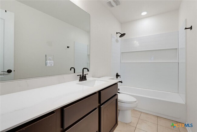 Building Photo - 1309 Long Crk Ln