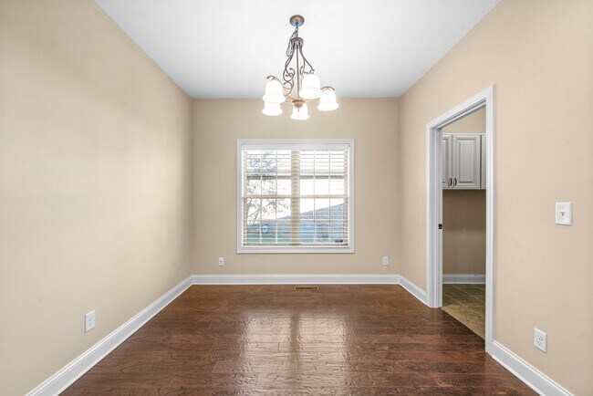 Building Photo - 3176 Porter Hills Dr