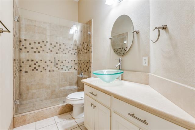 Building Photo - 7408 Bradford Pear Dr