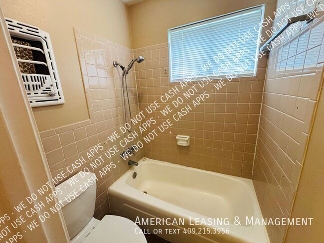 Building Photo - 4417 Willowglen St