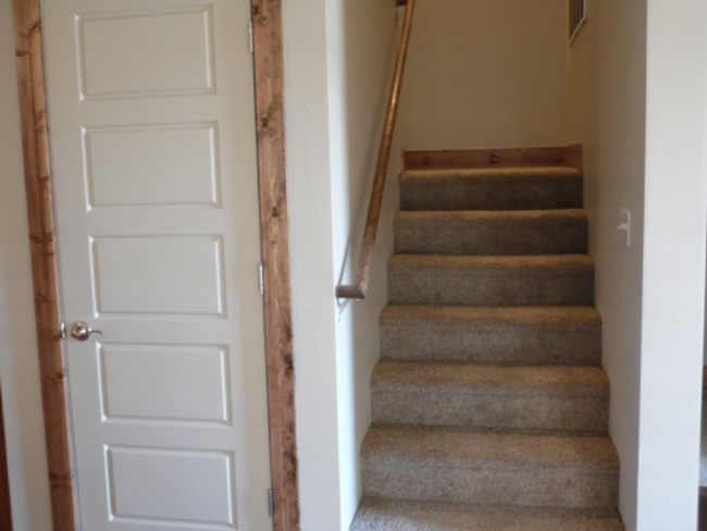 Building Photo - Four Bedroom Home in Northwest Bozeman - C...
