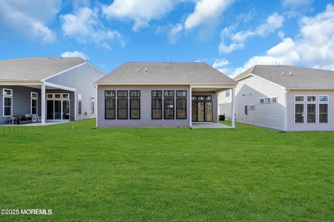 Building Photo - 53 Freesia Dr