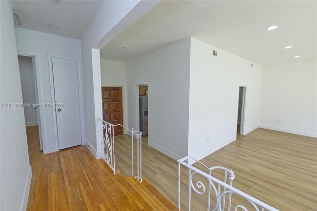 Building Photo - 1411 SW 82nd Ct