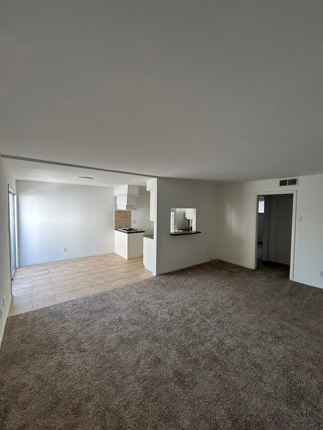 Building Photo - 2318 Dorrington St