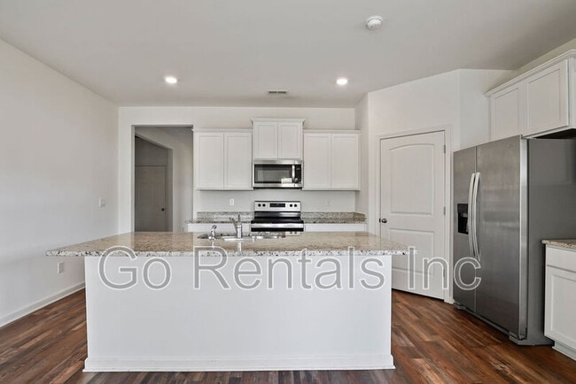 Building Photo - 2020 Lonesome Hen Ln