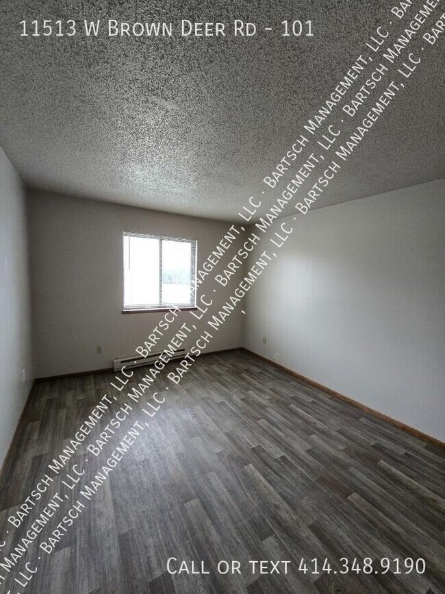Building Photo - 11513 W Brown Deer Rd